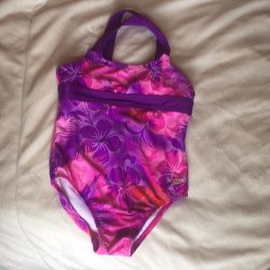 PRICE DROP!!!!! Girl’s size 7 Speedo swimsuit